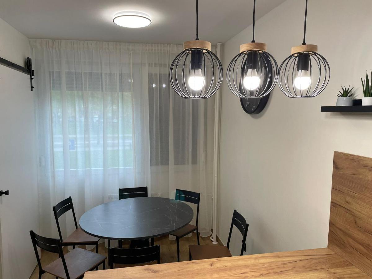 Apartment Karlovac Center Esterno foto